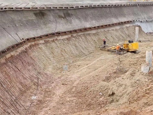 泸西基坑边坡加固